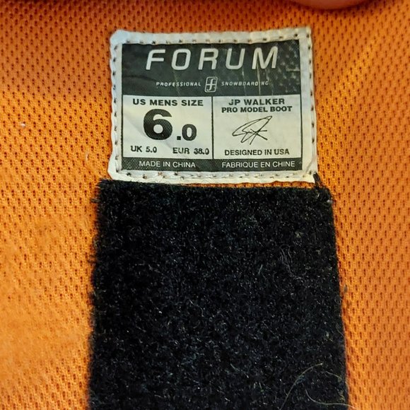 Snowboarding boots sz 6. Forum JP walker. - Picture 4 of 4